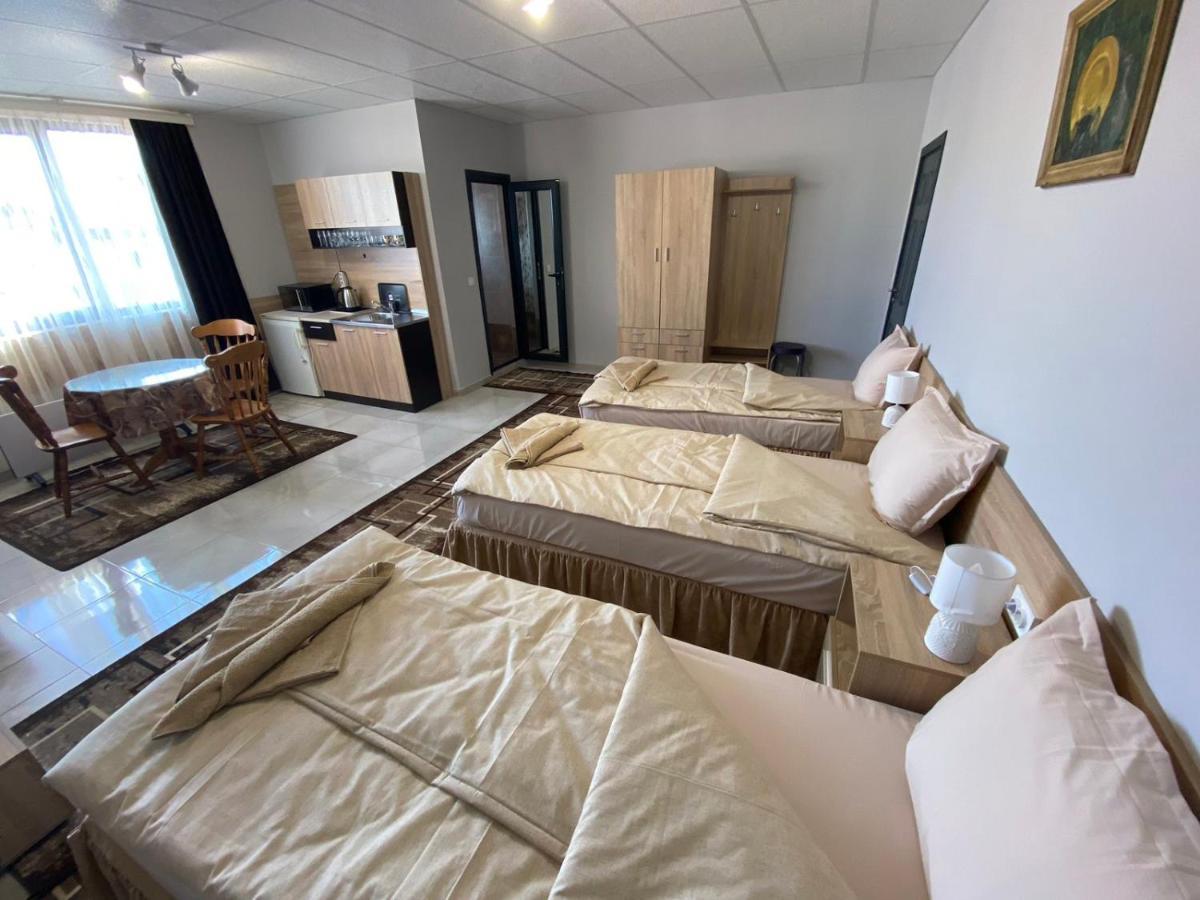 Apartments Emiza Самоков Екстер'єр фото
